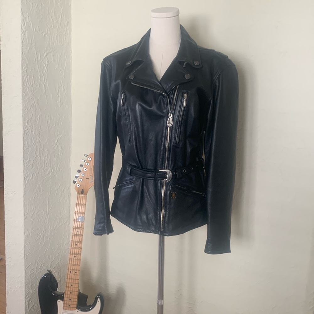 Vintage women’s authentic Harley-Davidson leather motorcycle jacket. Size small.